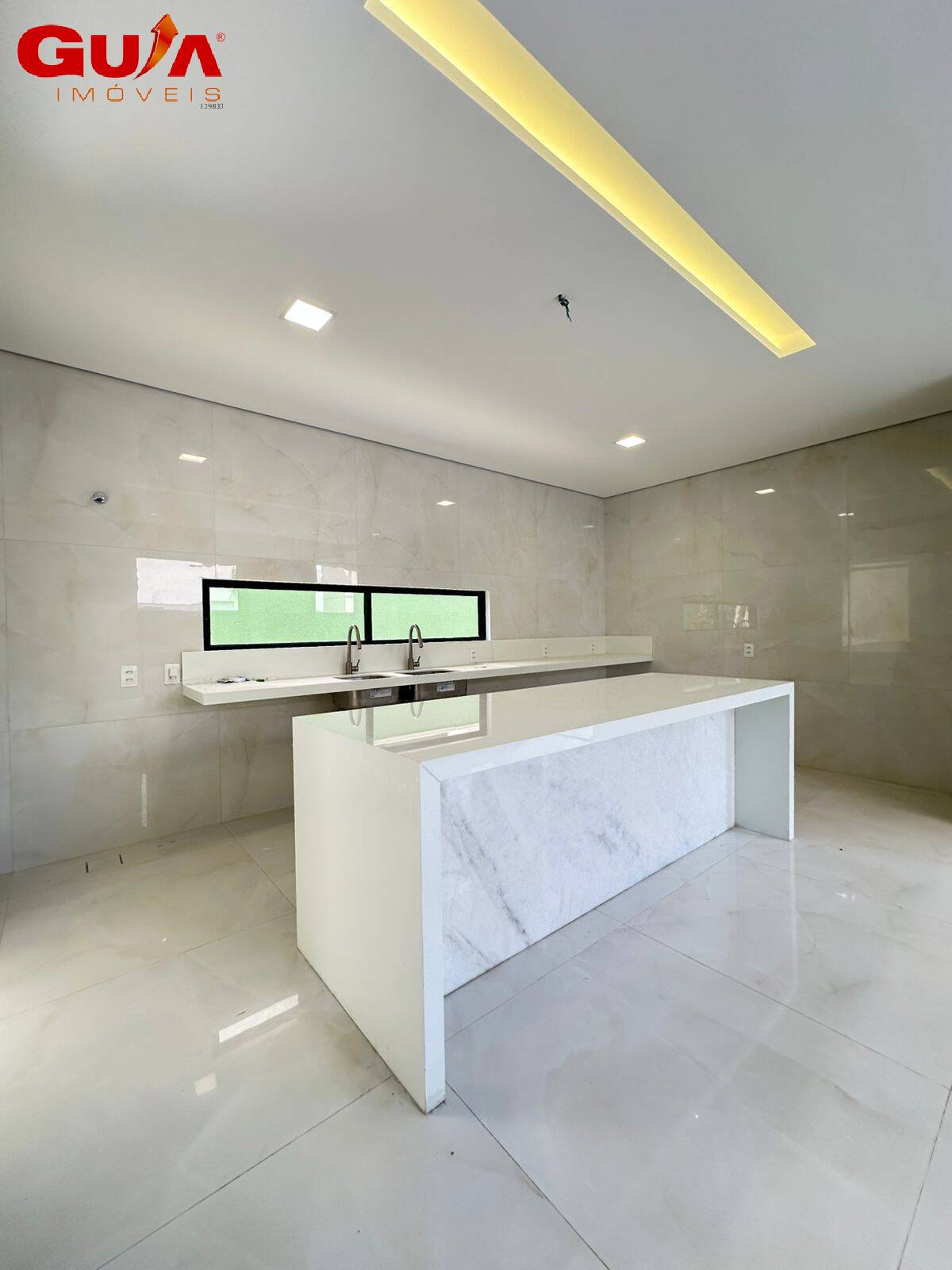 Casa de Condomínio à venda com 4 quartos, 290m² - Foto 17