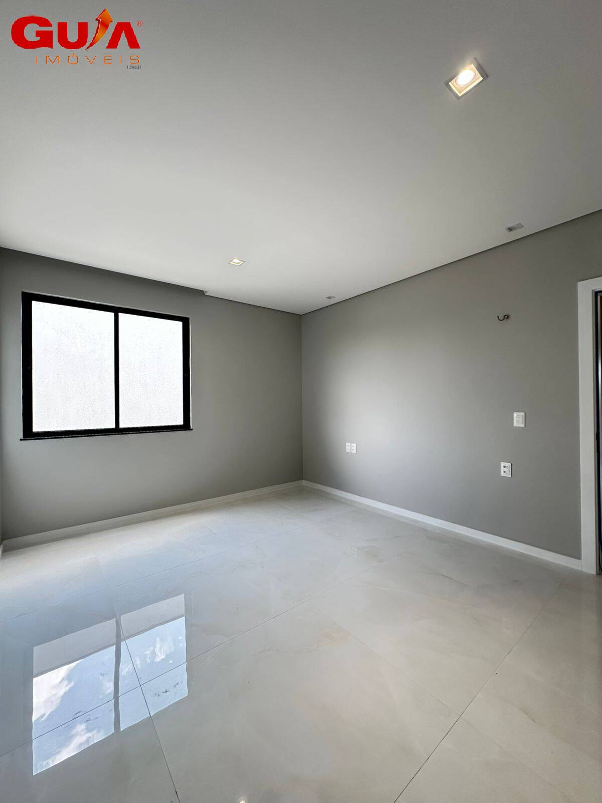 Casa de Condomínio à venda com 4 quartos, 290m² - Foto 29