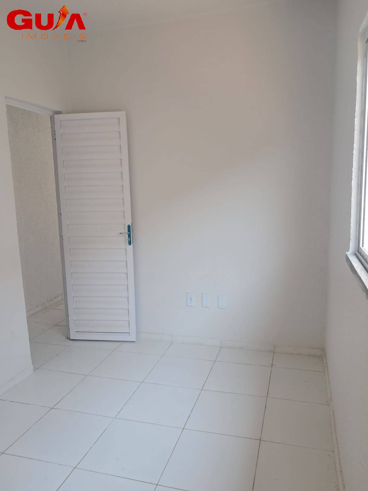 Casa à venda com 3 quartos, 77m² - Foto 14