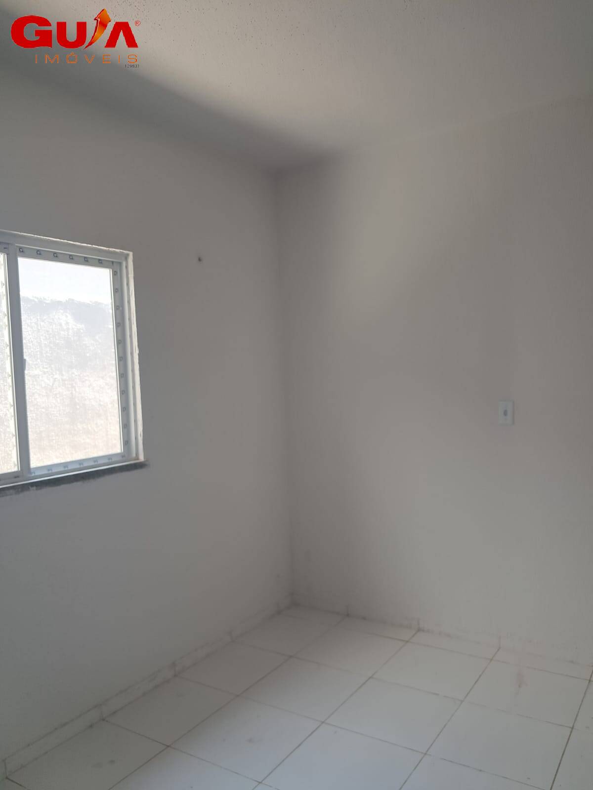 Casa à venda com 3 quartos, 77m² - Foto 11