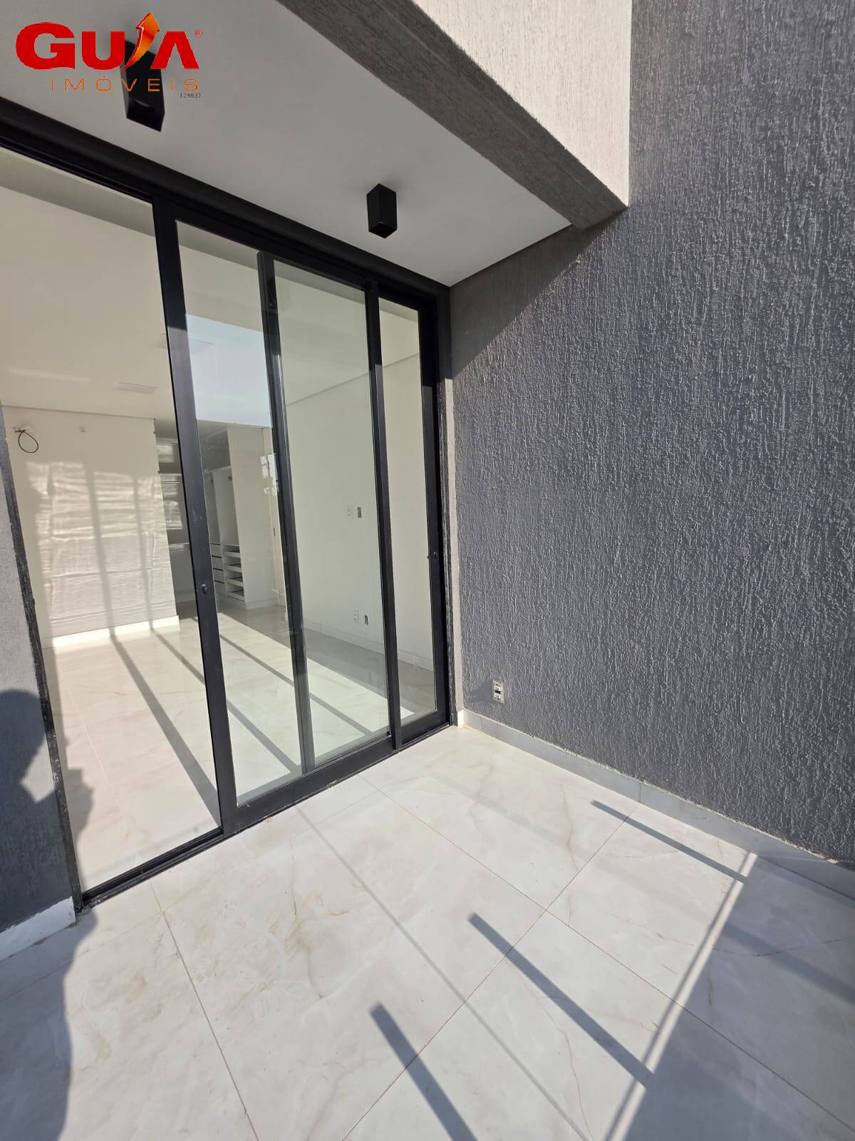 Casa de Condomínio à venda com 4 quartos, 250m² - Foto 25