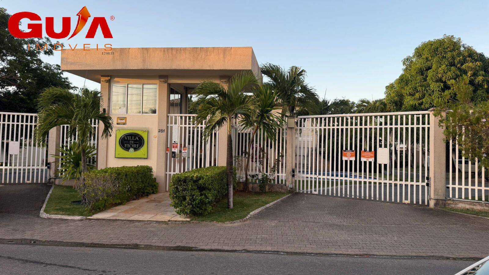 Casa, 4 quartos, 240 m² - Foto 1