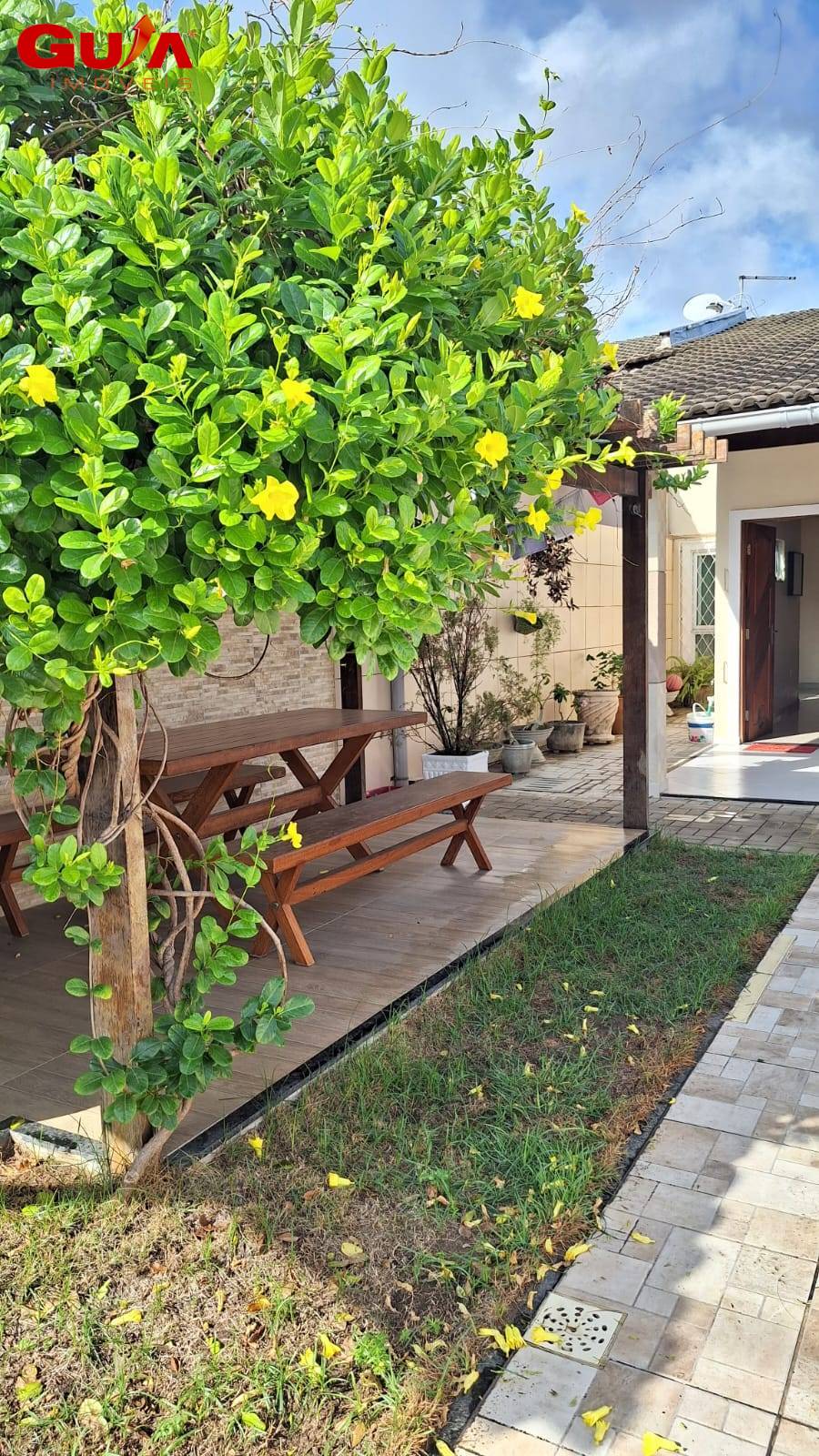 Casa, 3 quartos, 240 m² - Foto 2