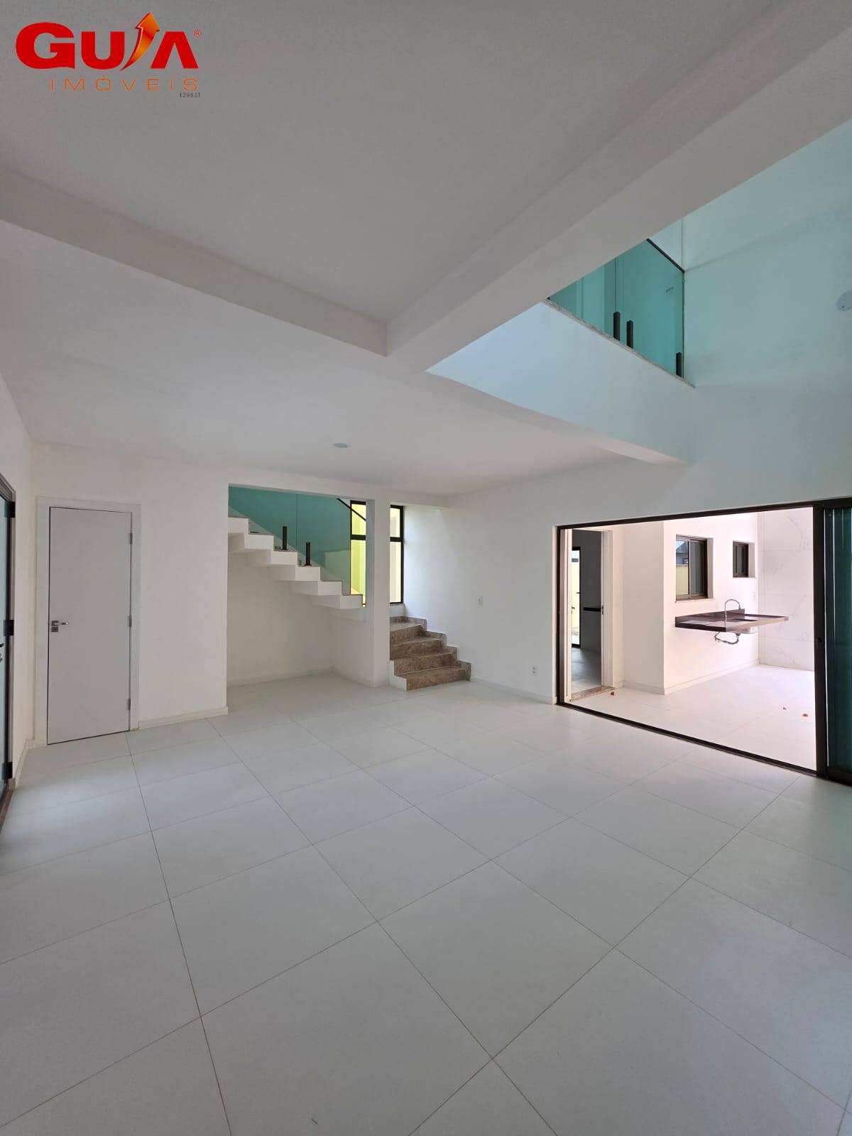 Casa, 3 quartos, 246 m² - Foto 2