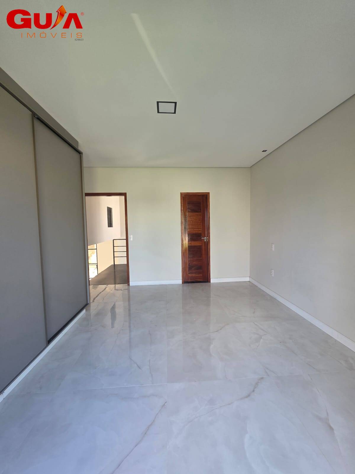 Casa, 4 quartos, 240 m² - Foto 13